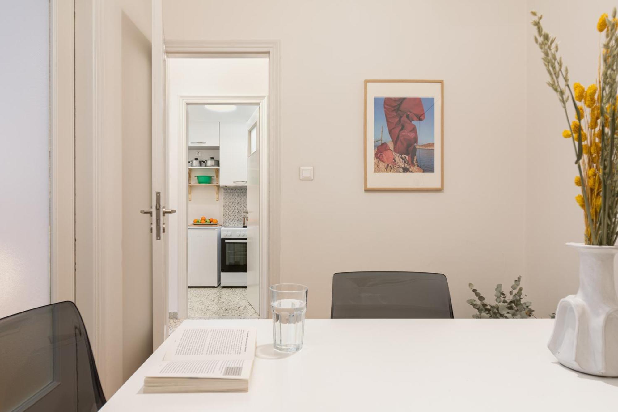 Peaceful Apartment In Neapoli, Exarcheia Athens Exterior photo